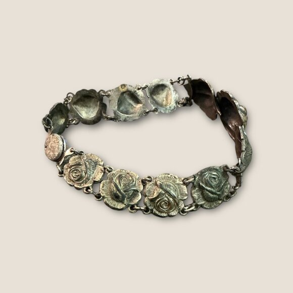 Antique Vintage Rose Relief Bracelet Silver Tone 8" Closure Elegant Floral Desig - Picture 7 of 11